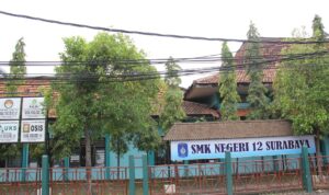 MAKI Jatim mendesak Disdik Jatim mengusut dugaan intimidasi di SMKN 12 Surabaya serta menyoroti keamanan lingkungan sekolah.