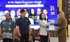 Pembukaan Garuda AI Summit 2026 di Sidoarjo bersama ASN dan UMKM.