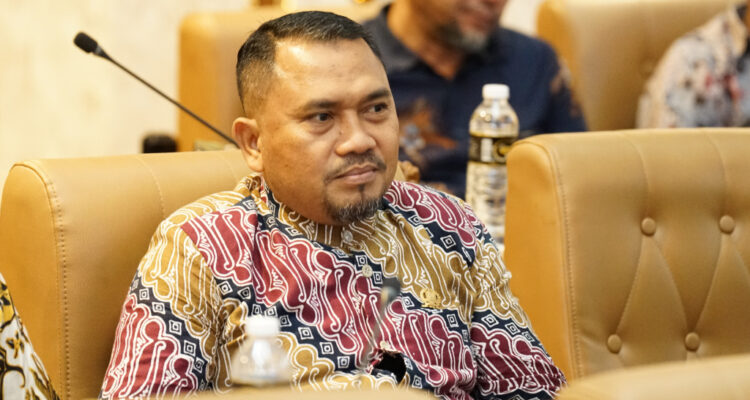 Keterangan Foto: Agus Cahyono mendesak pengembalian kerugian korban dalam kasus penipuan CPNS di Jawa Timur.