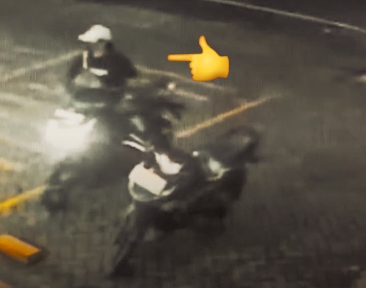 Rekaman CCTV memperlihatkan pelaku curanmor saat membawa kabur Honda Vario di kawasan Simokerto Surabaya.