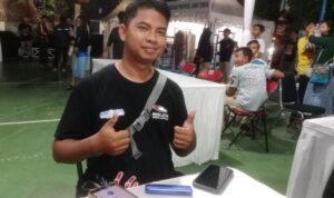 Ribuan peserta mengikuti Jember 5K Fun Run pada penutupan Jatim Specialty Coffee, Tobacco, UKM/UMKM Fest Vol 3 di Alun-Alun Jember, Minggu (17/5/2026).